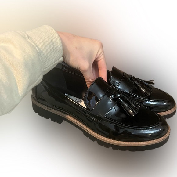BANDOLINO black tassel loafer. Size 9.5 Woman - Picture 9 of 9